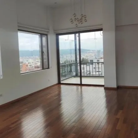 Buy this 3 bed apartment on Hidalgo de Pinto Oe4-71 in 170102, Quito