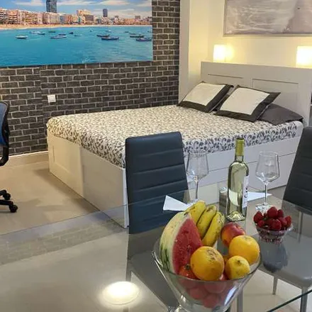 Rent this 1 bed apartment on Bazar Reina Canteras in Paseo Las Canteras, 35009 Las Palmas de Gran Canaria