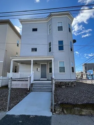 Rent this 3 bed apartment on 3 Sea Foam Avenue in Winthrop Beach, Winthrop