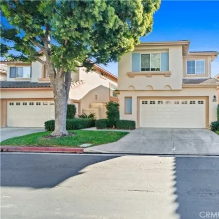 Rent this 4 bed house on 32 Santa Catalina Aisle in Irvine, CA 92606