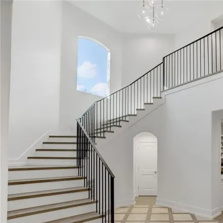 Image 3 - 4764 Waring Street, Houston, TX 77027, USA - House for sale