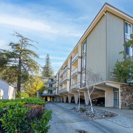 Buy this 1 bed condo on 1580 Hudson Street in Redwood Junction, Redwood City