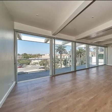 Buy this 2 bed condo on 1363 North Gale Drive in Beverly Hills, CA 90211