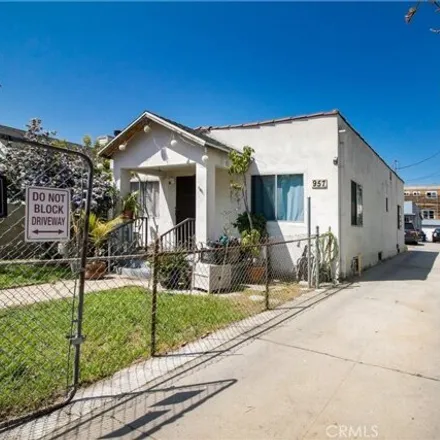 Buy this 15 bed house on 975 North Ardmore Avenue in Los Angeles, CA 90029