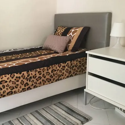 Rent this 2 bed apartment on Hotel Anantara Vilamoura Tesla Destination Charger in Volta do Quadrante, 8125-309 Quarteira
