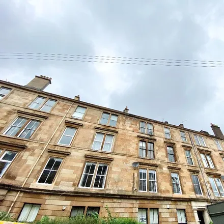 Rent this 4 bed apartment on Dunearn Street in Glasgow, G4 9ED