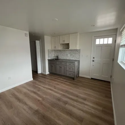 Rent this 1 bed apartment on Alta Loma Avenue & Saint Francis Boulevard in Alta Loma Avenue, Daly City