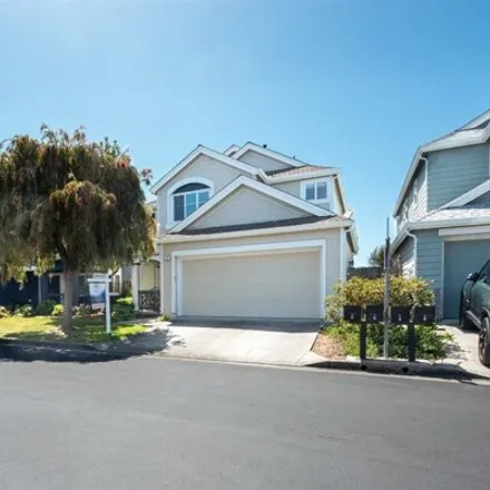 Buy this 5 bed house on 15 Harbor View Drive in Richmond, CA 94804