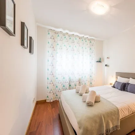 Rent this 2 bed apartment on 4200-605 Distrito de Leiria