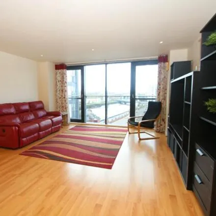 Image 2 - Nisa Local, Lancefield Quay, Glasgow, G3 8HA, United Kingdom - Apartment for rent