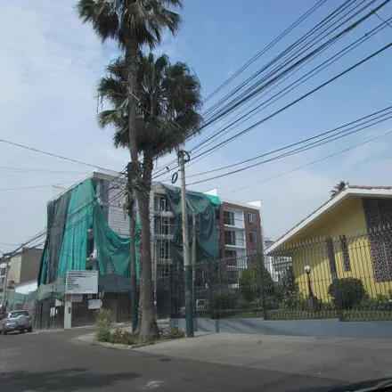 Buy this studio house on Tamarindos in Santiago de Surco, Lima Metropolitan Area 10051