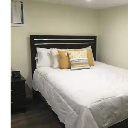 Rent this 1 bed apartment on Washington in Elm Walk, Washington