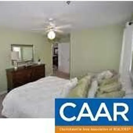 Image 9 - 221 Lake Club Court, Mill Creek, Albemarle County, VA 22902, USA - Apartment for rent