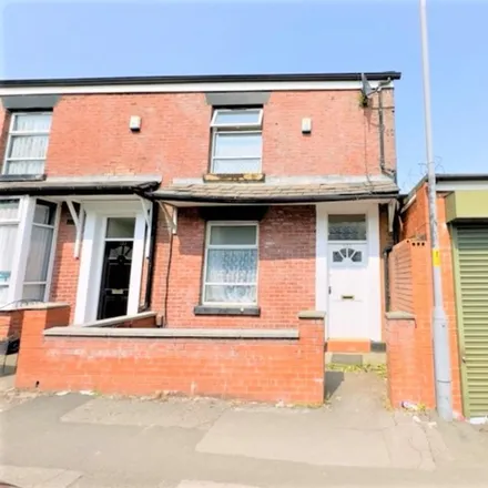 Rent this 4 bed house on Back High Street in Farnworth, BL3 6SP