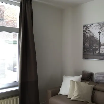 Rent this 3 bed house on Antwerp