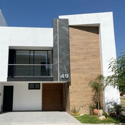 Buy this 4 bed house on Boulevard Paso de Cortés in Lomas de Angelópolis, 72193 Santa Clara Ocoyucan