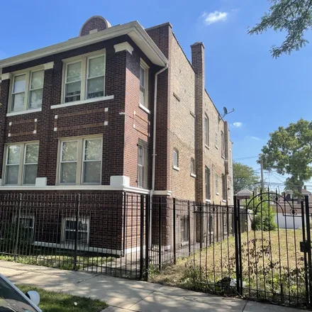 Rent this 2 bed house on 6211 South Whipple Street in Chicago, IL 60629