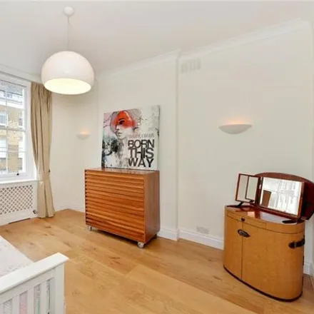 Image 5 - Connaught Square, London, W2 2HJ, United Kingdom - Room for rent