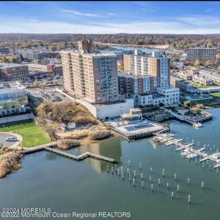 Image 1 - Riverview Towers, Riverside Avenue, Red Bank, NJ 07701, USA - Condo for rent