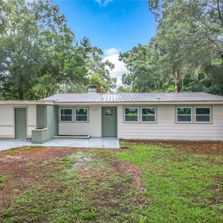 Rent this 3 bed house on 2600 Northeast 7th Street in Ocala, FL 34470