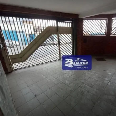 Rent this 3 bed house on Avenida Manoel Isodoro Martins in Cocaia, Guarulhos - SP