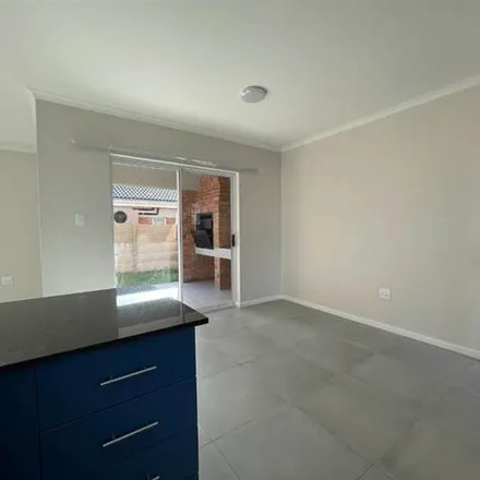 Image 3 - unnamed road, Nelson Mandela Bay Ward 8, Gqeberha, 6070, South Africa - Apartment for rent