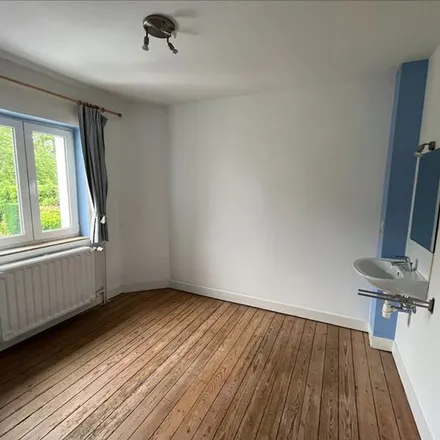 Rent this 3 bed apartment on Rue François Desmedt - François Desmedtstraat 48 in 1150 Woluwe-Saint-Pierre - Sint-Pieters-Woluwe, Belgium
