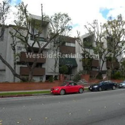 Rent this 1 bed apartment on Los Robles Plaza in South Euclid Avenue, Pasadena