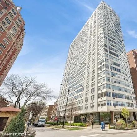 Buy this 1 bed condo on 3900 North Lake Shore Drive in Chicago, IL 60613