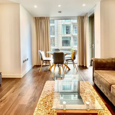 Image 2 - 57-60 Royal Mint Street, London, E1 8LG, United Kingdom - Apartment for rent