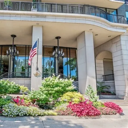 Buy this 3 bed condo on The Carlyle in 1040 North Lake Shore Drive, Chicago