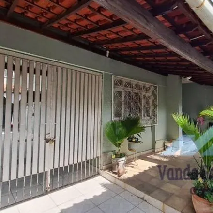 Buy this 5 bed house on Rua Henrique Portugal in Campo Grande, Rio de Janeiro - RJ