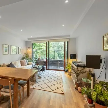 Rent this 2 bed room on George View House in 36 Knaresborough Drive, London