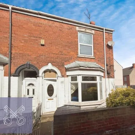 Buy this 2 bed house on Franklin Street in Hull, HU9 1JF