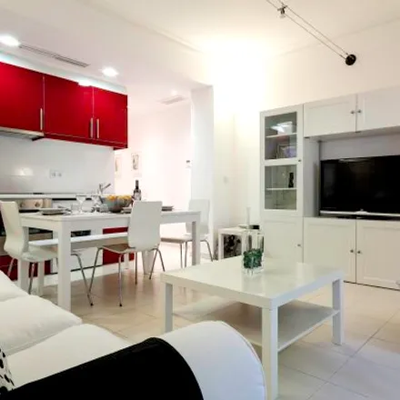 Image 2 - Rambla de Prat, 12, 08012 Barcelona, Spain - Apartment for rent