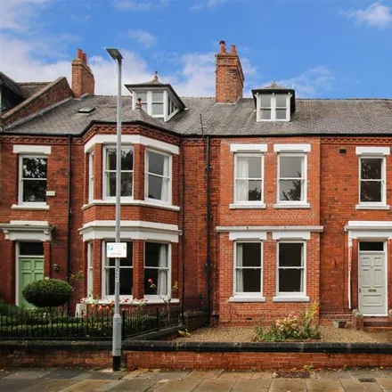 Buy this 5 bed townhouse on Southend Avenue