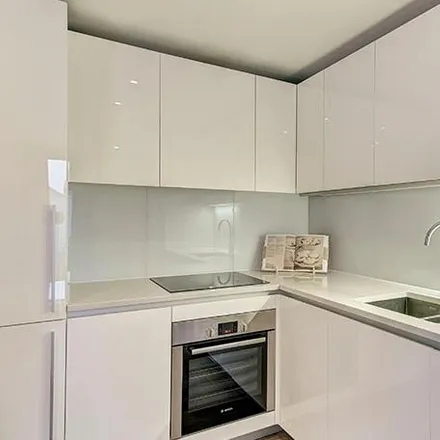 Image 2 - 4 Merchant Square, London, W2 1AS, United Kingdom - Apartment for rent