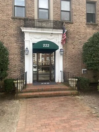 Rent this 1 bed apartment on 222 7th Street in Village of Garden City, NY 11530