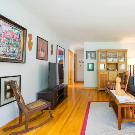 Image 8 - 6020 North Keating Avenue, Chicago, IL 60646, USA - House for sale