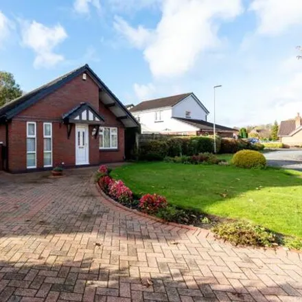Buy this 3 bed house on Sandicroft Close in Locking Stumps, Warrington