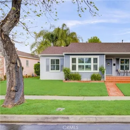 Buy this 3 bed house on 6578 Balcom Avenue in Los Angeles, CA 91335