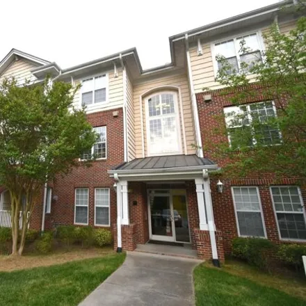 Image 2 - 1433 Arborgate Circle, Eastowne, Chapel Hill, NC 27514, USA - Condo for sale