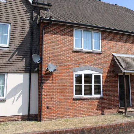 Rent this 1 bed apartment on Saint Thomas Court in Thatcham, RG18 4QJ
