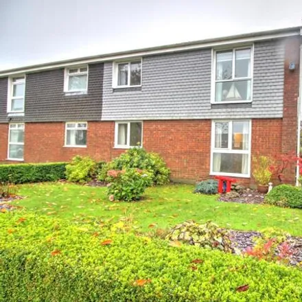 Buy this 2 bed apartment on Dunnock Drive in Sunniside, NE16 5XB