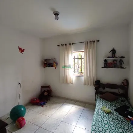 Buy this 2 bed house on Avenida Doutor Queiroz Júnior in Praia, Itabirito - MG