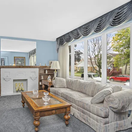 Image 4 - 4843 North Moody Avenue, Chicago, IL 60630, USA - House for sale