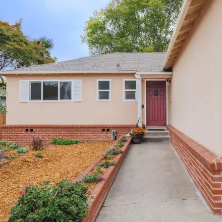 Buy this 3 bed house on 9 Colinda Drive in Petaluma, CA 94952