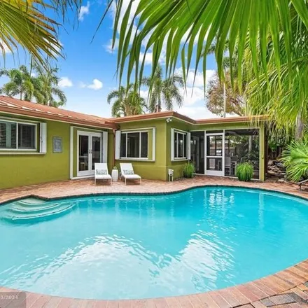 Image 2 - 2271 Northeast 15th Terrace, Coral Estates, Wilton Manors, FL 33305, USA - House for sale