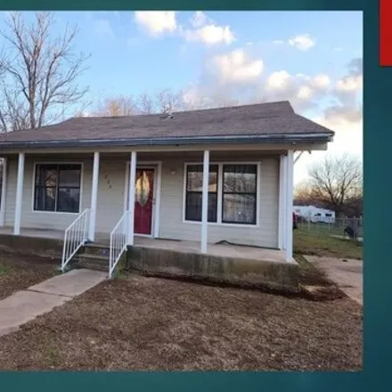 Buy this 2 bed house on 1030 West Mulberry Avenue in Duncan, OK 73533