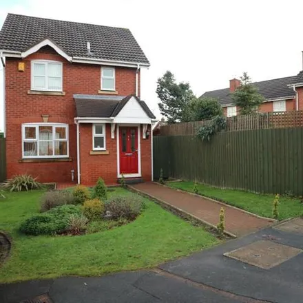 Rent this 3 bed house on Cedarwood Court in Knowsley, L36 5YY